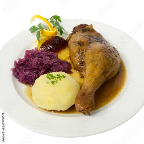 Photo: Entenkeule mit Rotkohl, Kartoffelkloß Entenkeule mit Rotkohl, Kartoffelkloß