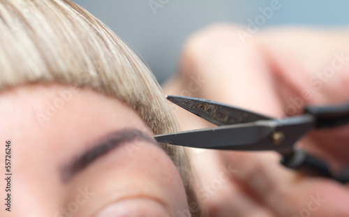 Photo: bangs haircut at the beauty salon bangs haircut at the beauty salon