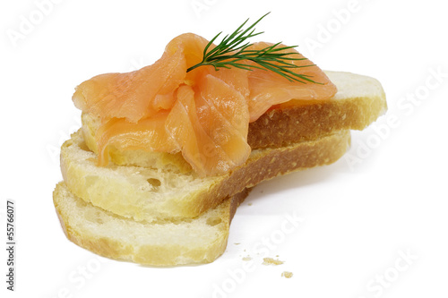 Photo: Räucherlachs auf Baguettescheiben Räucherlachs auf Baguettescheiben