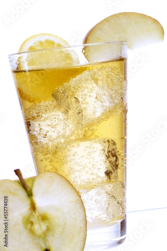 Photo: Apfelschorle, Nahaufnahme Apfelschorle, Nahaufnahme