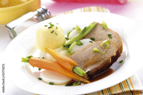 Photo: Schweinebraten mit Beilagen Schweinebraten mit Beilagen