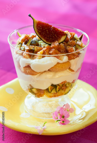 Photo: Tiramisu with fig Tiramisu with fig