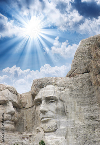Photo: Mount Rushmore - Roosevelt and Lincoln sculpture Mount Rushmore - Roosevelt and Lincoln sculpture