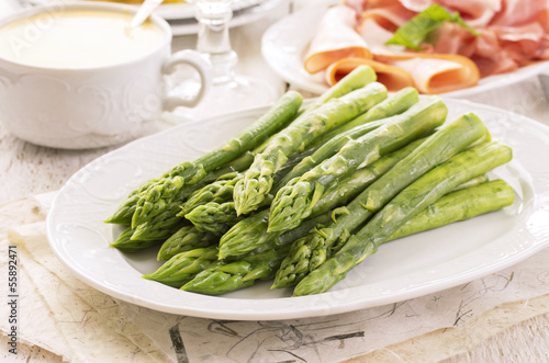 Photo: grüner Spargel grüner Spargel