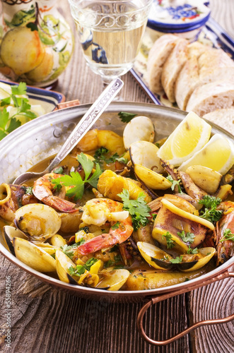 Photo: portugisische cataplana portugisische cataplana