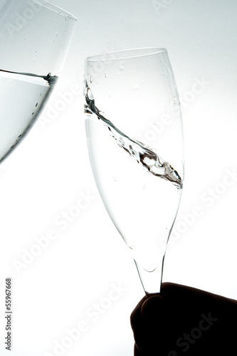 Photo: ワイングラスで乾杯 ワイングラスで乾杯