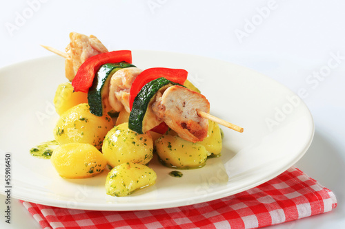 Photo: Chicken skewer with potatoes Chicken skewer with potatoes