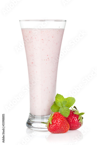 Photo: Strawberry milk smoothie cocktail Strawberry milk smoothie cocktail