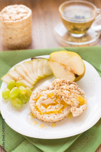 Photo: Corn crackers with honey and fruits Corn crackers with honey and fruits