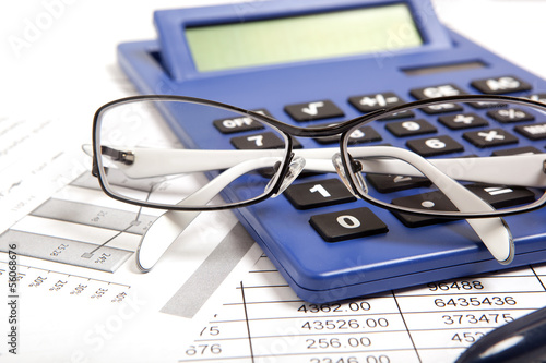 Photo: Finance report Finance report