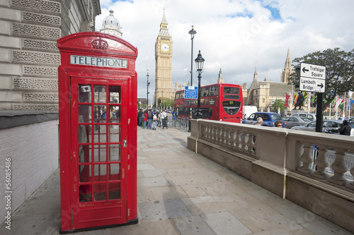 Photo: London street, Phone boot and Big Ben London street, Phone boot and Big Ben