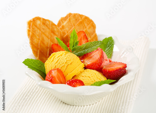 Photo: Ice cream with fresh strawberries Ice cream with fresh strawberries