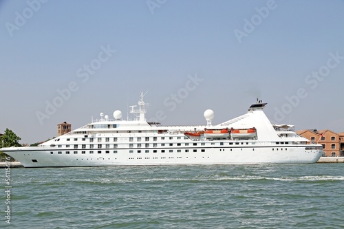 Photo: cruise ship departing from the Marina heads to exotic destinatio cruise ship departing from the Marina heads to exotic destinatio