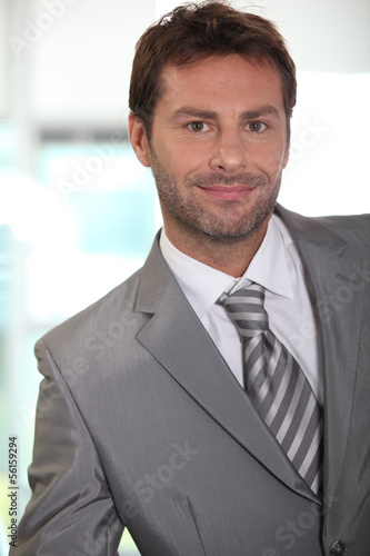 Photo: Portrait of young stylish man Portrait of young stylish man