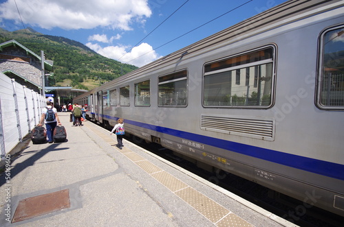 Photo: train en gare de bourg saint maurice - savoie train en gare de bourg saint maurice - savoie