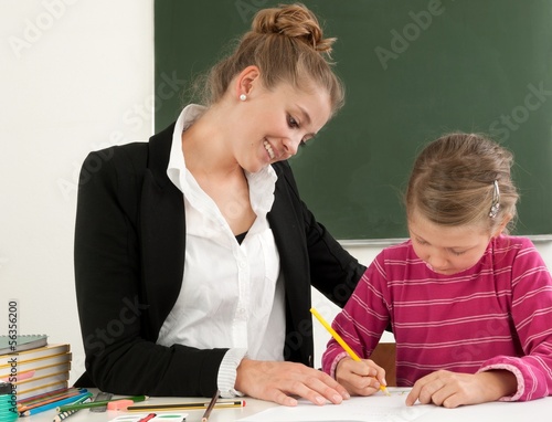 Photo: Lehrerin im Einzelunterricht Lehrerin im Einzelunterricht
