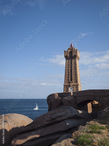 Photo: Phare de Men ruz Phare de Men ruz