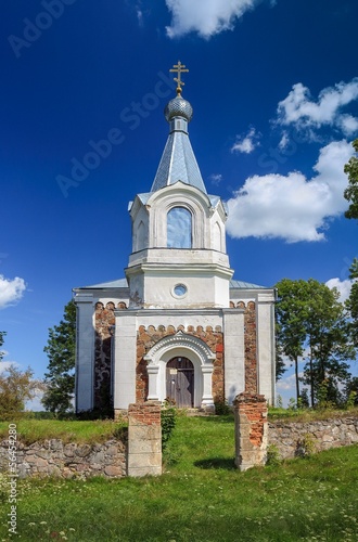 Photo: Старая сельская церковь. Старая сельская церковь.