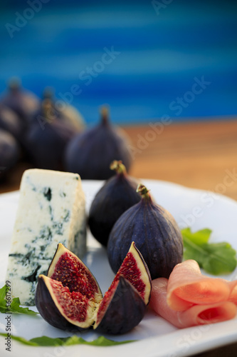 Photo: Italian antipasto figs with prosciutto and gorgonzola Italian antipasto figs with prosciutto and gorgonzola