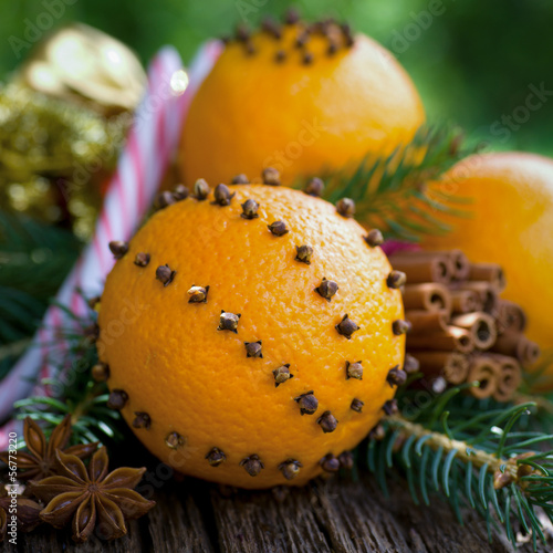 Photo: Gespickte Orangen Gespickte Orangen
