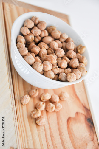 Photo: chickpeas in a bowl chickpeas in a bowl