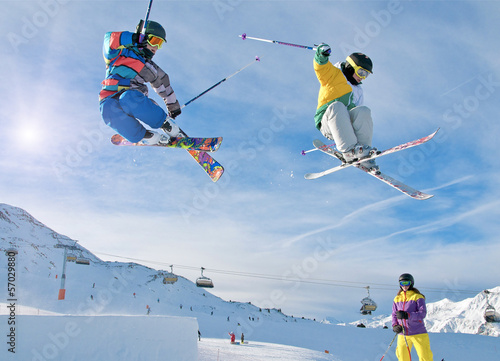 Photo: Zwei Skikids im Funpark Zwei Skikids im Funpark