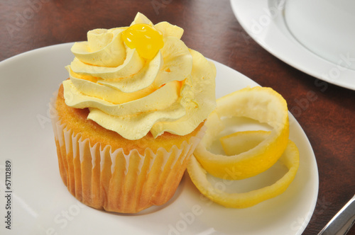 Photo: Lemon cupcake Lemon cupcake