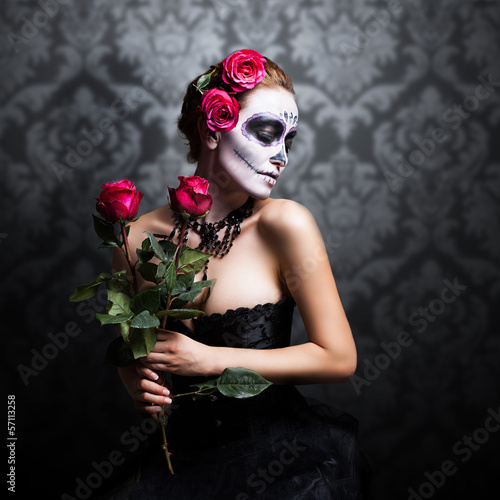 Photo: attraktive junge Frau mit Sugar Skull Make-Up attraktive junge Frau mit Sugar Skull Make-Up
