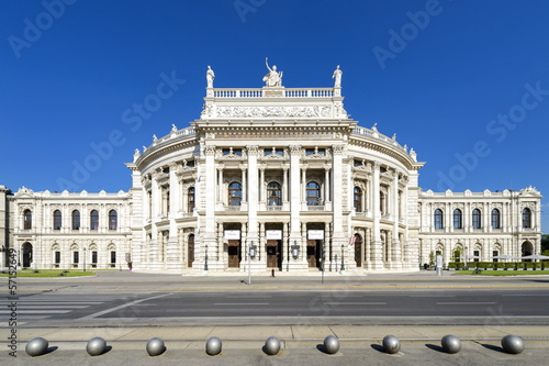 Photo: Burgtheater Wien Burgtheater Wien