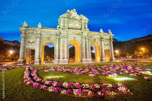 Photo: Puerta de Alcala, Madrid, Spain Puerta de Alcala, Madrid, Spain