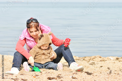 Photo: playing family playing family