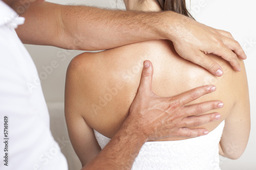 Photo: Wirbelsäulemassage Wirbelsäulemassage