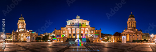 Photo: Berlin Gendarmenmarkt Panorama zur blauen Stunde Berlin Gendarmenmarkt Panorama zur blauen Stunde