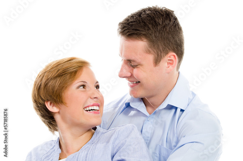 Photo: lachendes junges liebespaar lachendes junges liebespaar