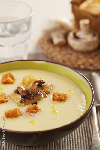 Photo: Parmentier potato cream with mushrooms and bread crumbs Parmentier potato cream with mushrooms and bread crumbs