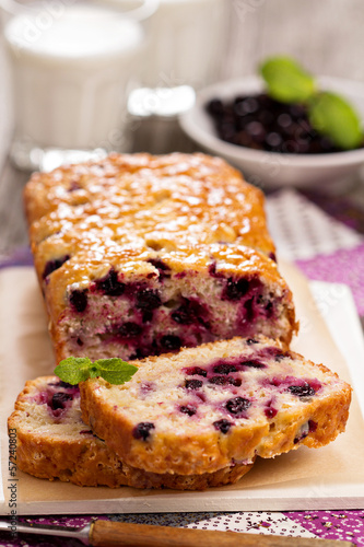 Photo: Black currant loaf cake Black currant loaf cake