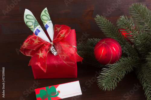 Photo: Namensschild mit Geldgeschenk zu Weihnachten Namensschild mit Geldgeschenk zu Weihnachten