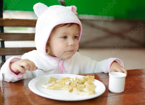 Photo: eating toddler eating toddler