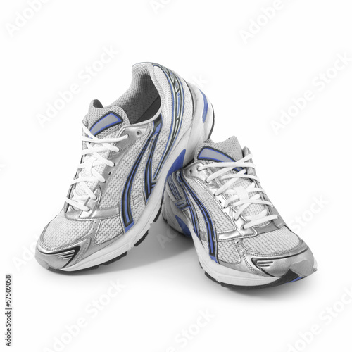 Photo: Sportschuhe Joggingschuhe Schuhe isoliert auf weißem Hintergrund Sportschuhe Joggingschuhe Schuhe isoliert auf weißem Hintergrund