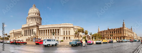 Fototapeta Vintage cars near the Capitol