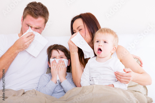 Photo: kranke familie kranke familie