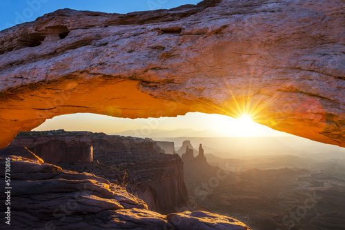 famous Mesa Arch