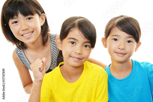 Photo: 笑顔の姉妹、小学生 笑顔の姉妹、小学生