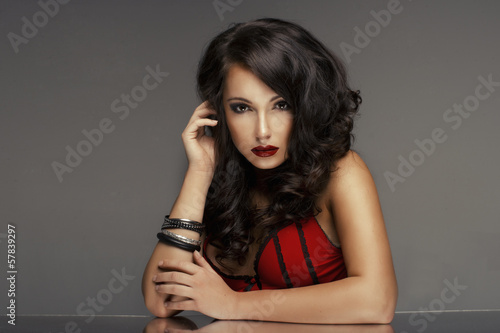 Photo: Portrait of a beautiful woman Portrait of a beautiful woman