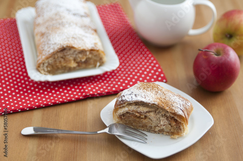 Photo: Apfelstrudel Apfelstrudel
