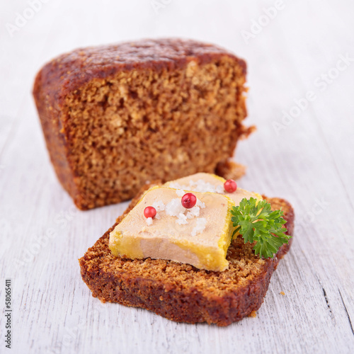 Photo: gingerbread with foie gras gingerbread with foie gras
