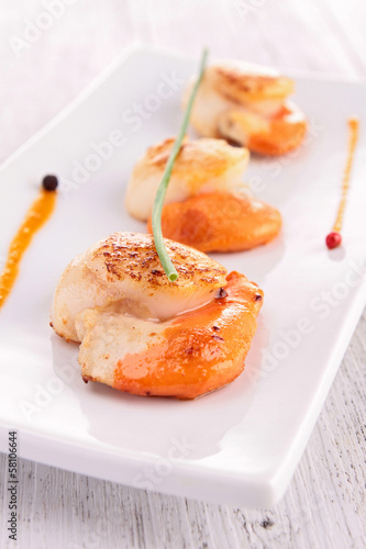 Photo: seared scallop seared scallop