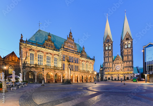 Photo: Rathaus und Dom von Bremen Rathaus und Dom von Bremen