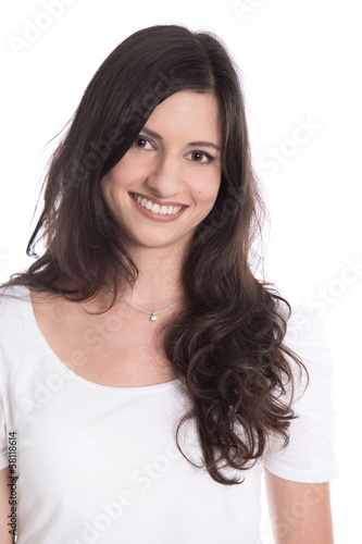Photo: Junge schöne Frau - isoliert mit langen dunklen Haaren Junge schöne Frau - isoliert mit langen dunklen Haaren