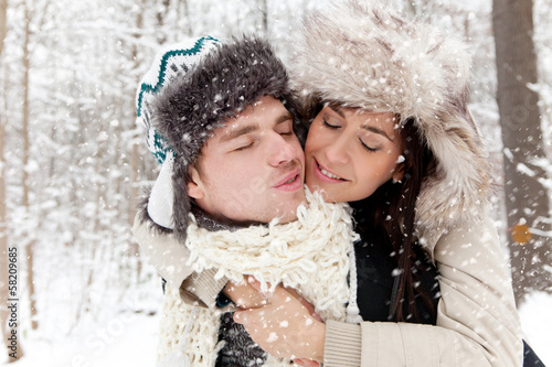 Photo: winter love couple winter love couple